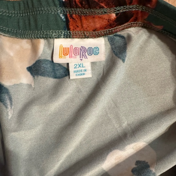 Skirt - Picture 3 of 4